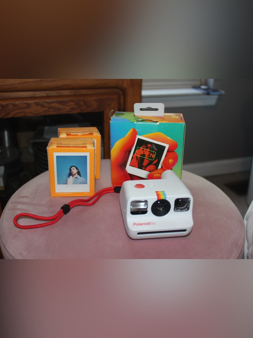 Polaroid Go gen 2 Instant Camera with film
